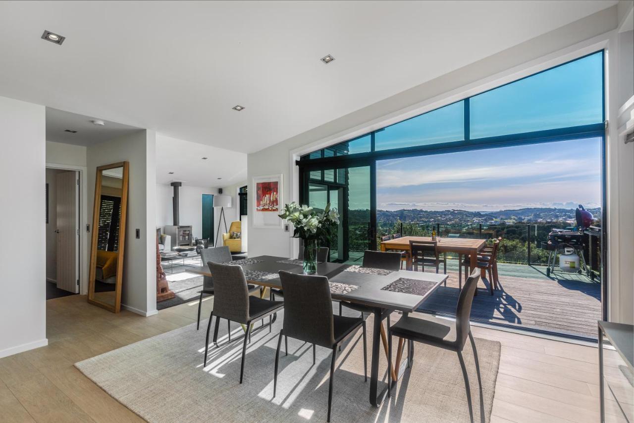 Taonga With Sea Views By Waiheke Unlimited Villa Oneroa Екстериор снимка