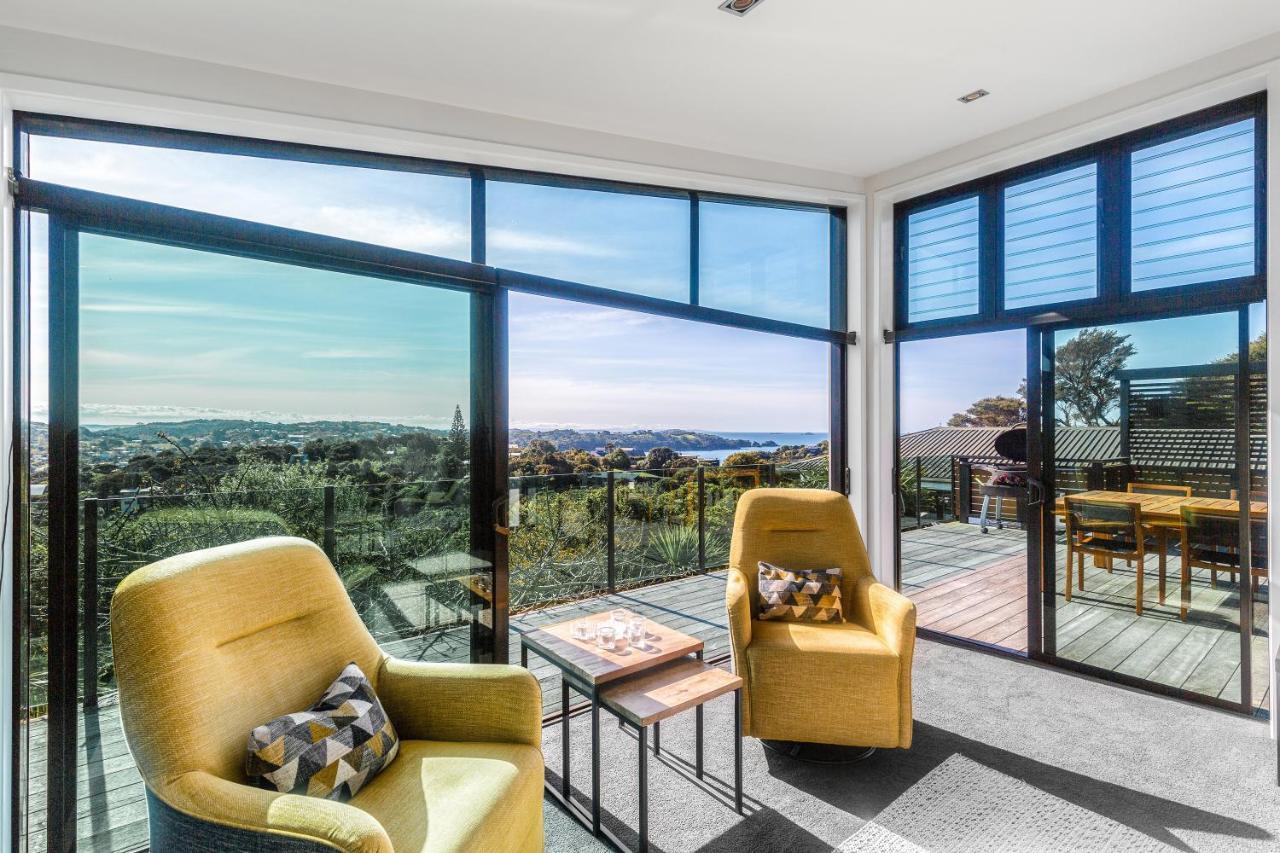 Taonga With Sea Views By Waiheke Unlimited Villa Oneroa Екстериор снимка
