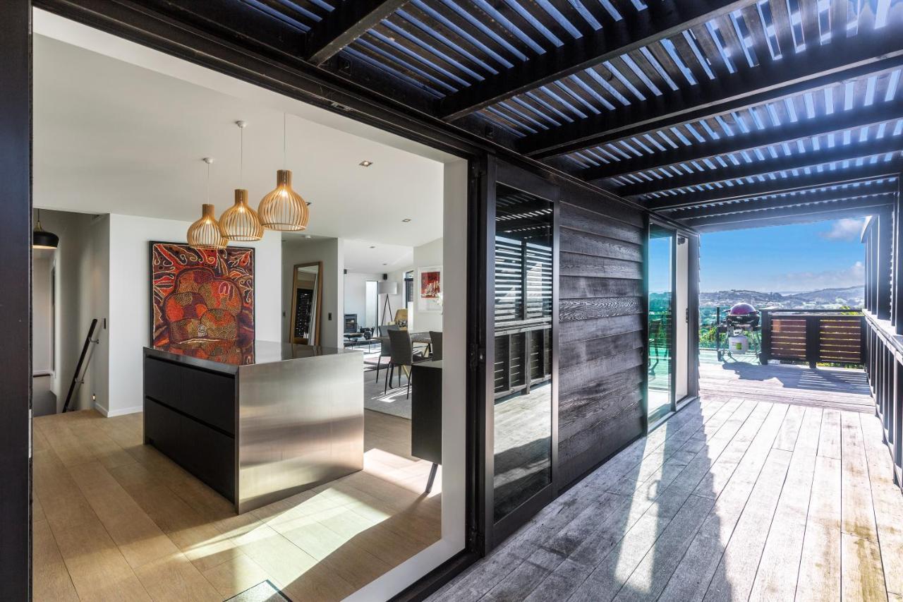 Taonga With Sea Views By Waiheke Unlimited Villa Oneroa Екстериор снимка